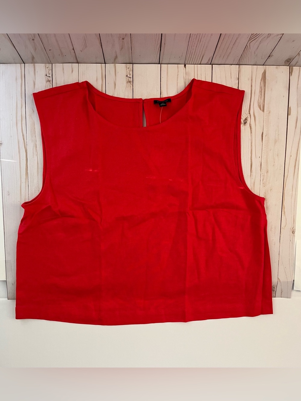Ann Taylor Linen Blend Cropped Sleeveless Top in Smoldering Red — NWT
